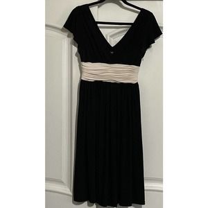 Jones New York Black & Ivory Empire Waist Dress Size 2P